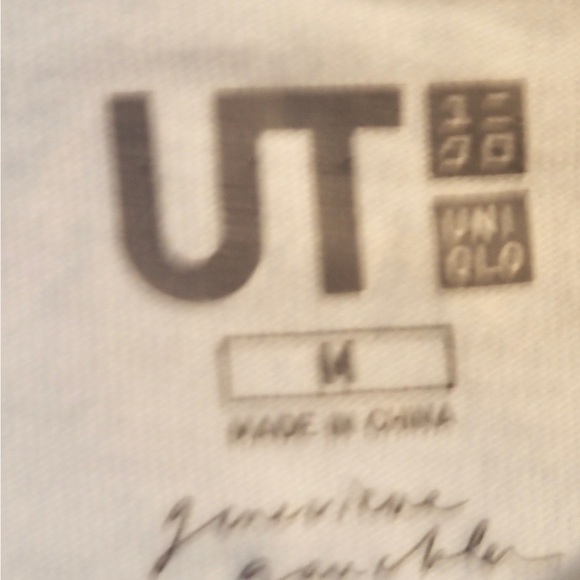 Uniqlo Mickey Mouse Tee - Medium - Picture 4 of 4